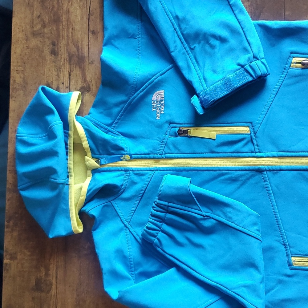 The North Face hyvent summit blue yellow fleece lined zip up winter snow coat
